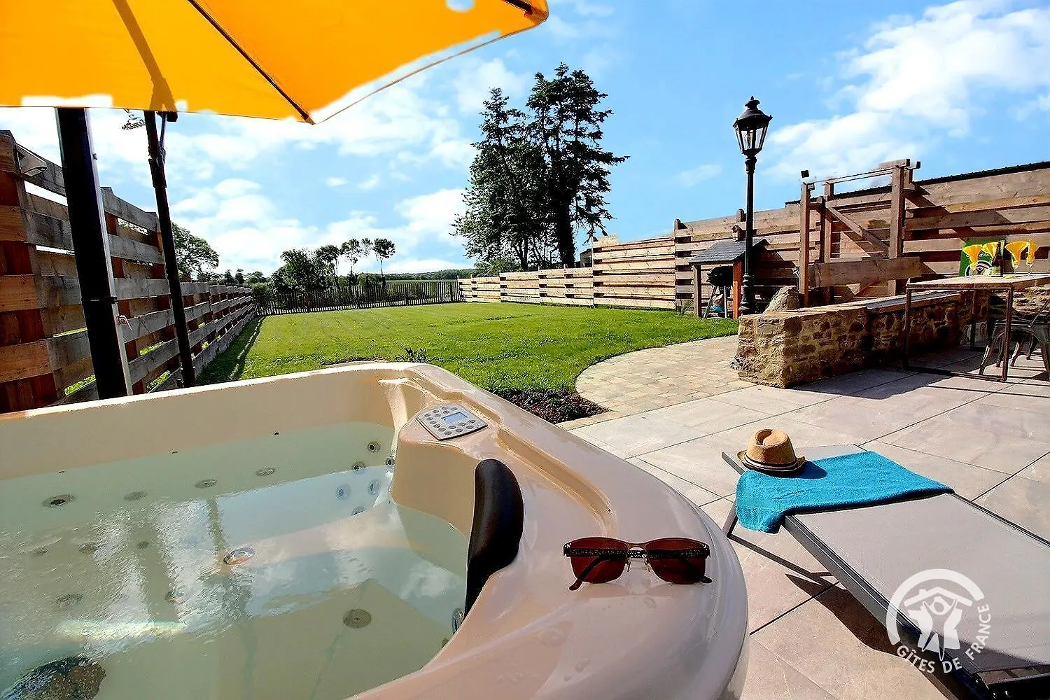 Grange Nature Les Champs-Geraux