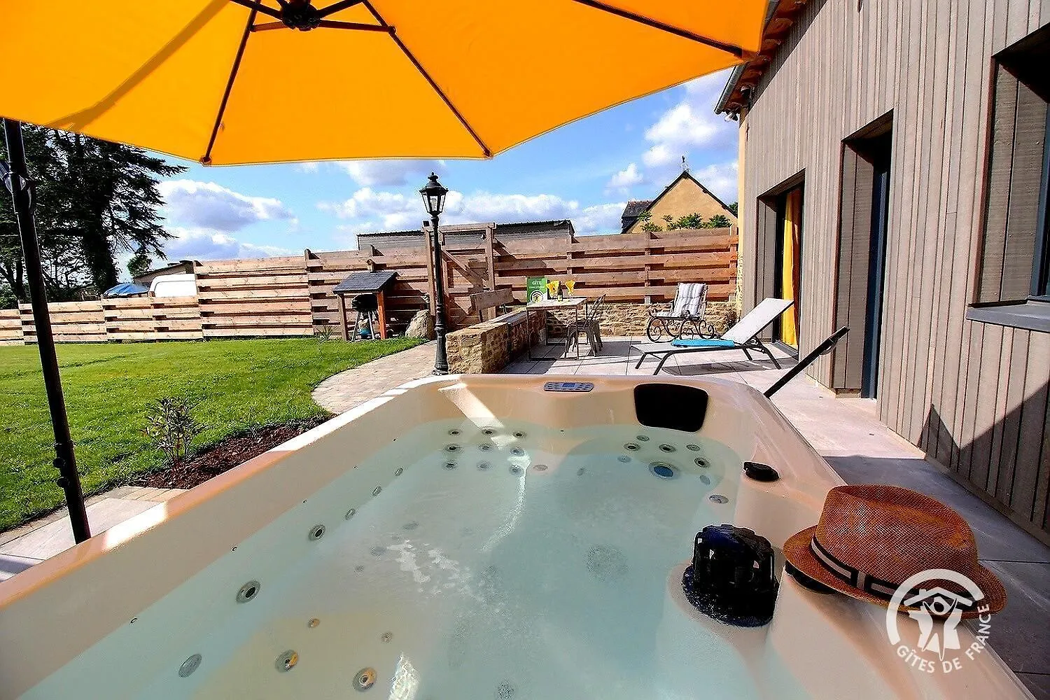 Grange Nature Les Champs-Geraux