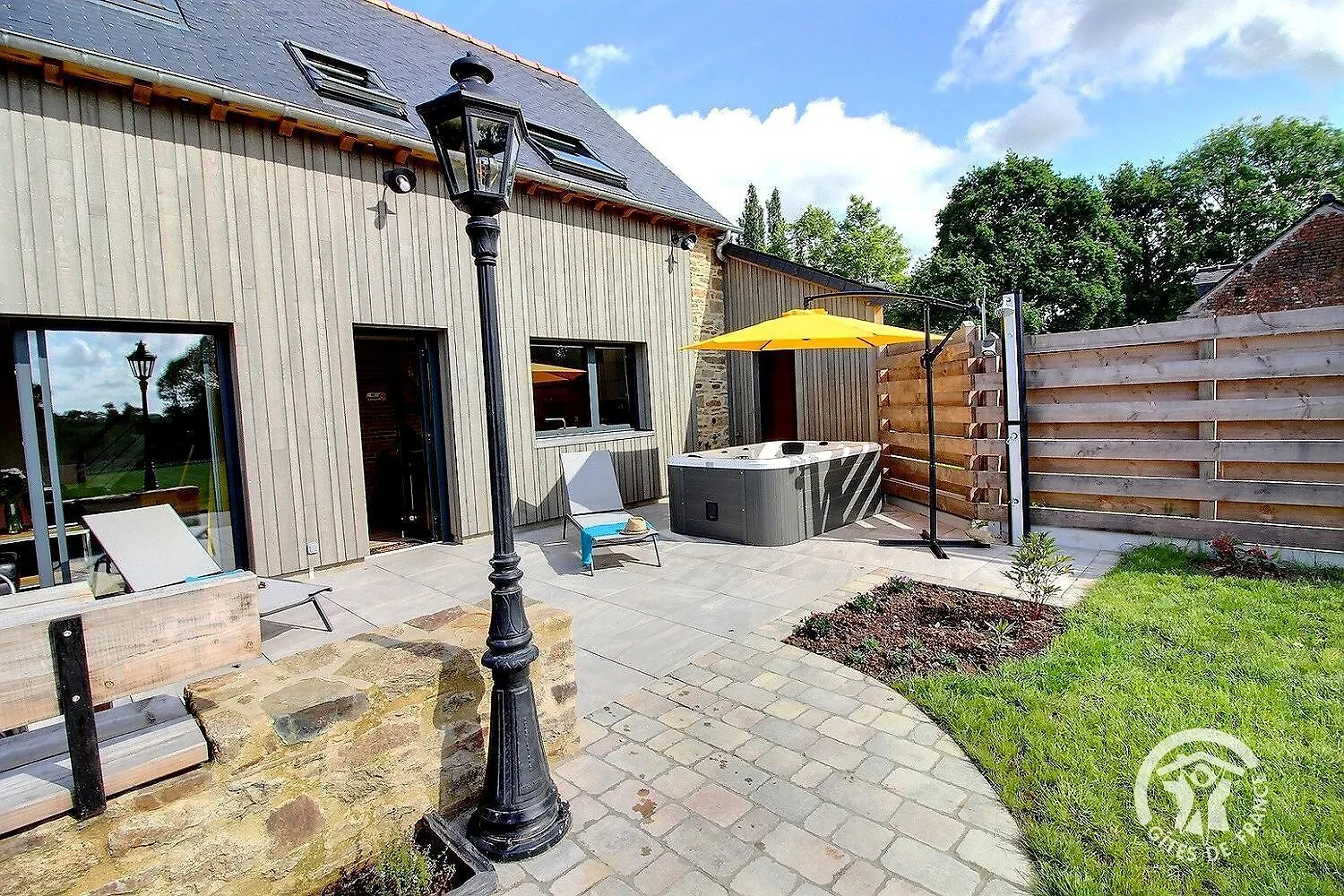 Holiday home Grange Nature Les Champs-Geraux